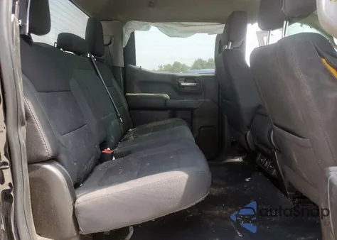 2021 Chevrolet Silverado C1500 Lt z USA, uszkodzony, nr VIN 3GCPWCED0MG477443